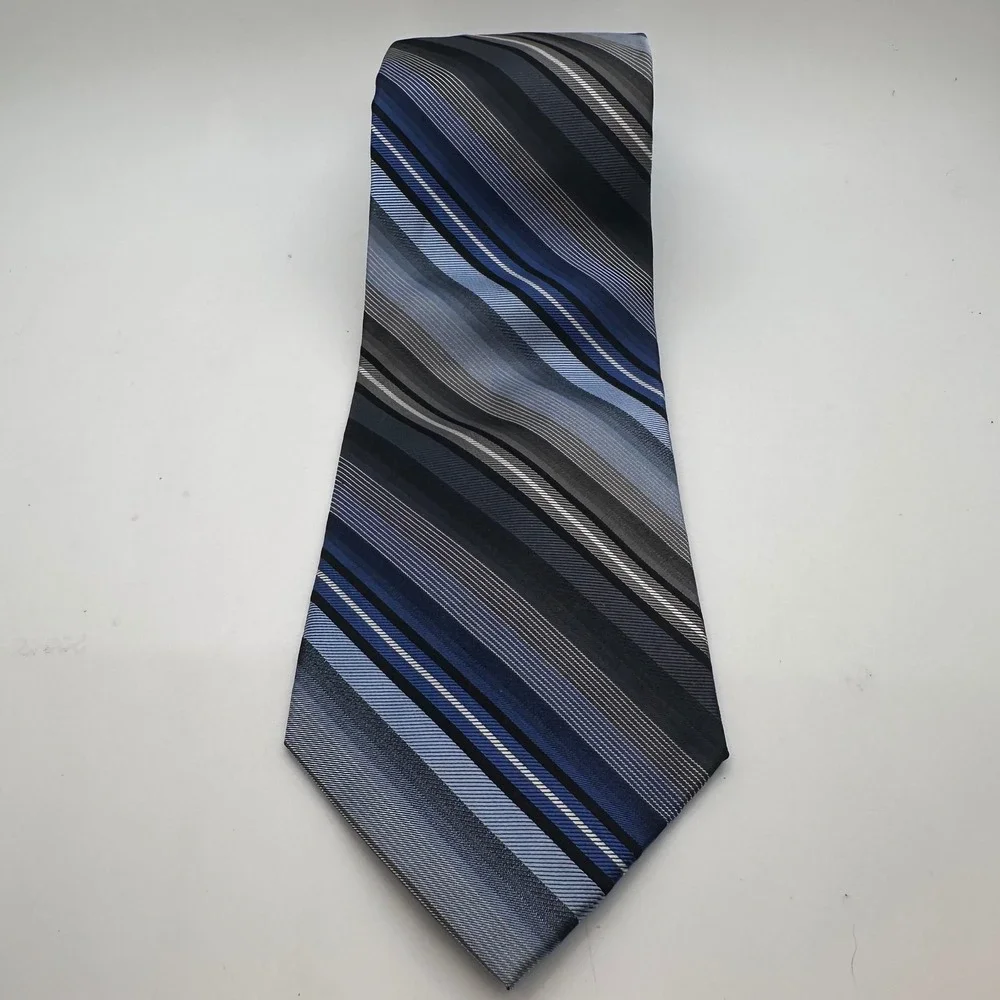 ck Calvin Klein‎ Silk Sophisticated Necktie Striped Blue Gray Business Career